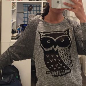 Black and gray owl bat wing long sleeve top